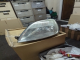 Ford Fiesta Finesse 16v E3 4 Dohc Hatchback 3 Door 2002-2008 HEADLIGHT/HEADLAMP (PASSENGER SIDE)  2002,2003,2004,2005,2006,2007,2008Ford Fiesta Finesse 2002-2008 Headlight/headlamp (passenger Side)      GOOD