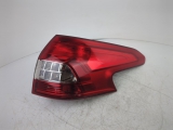 Citroen C5 Exclusive Hdi E5 4 Dohc Estate 5 Door 2009-2017 REAR/TAIL LIGHT ON BODY ( DRIVERS SIDE)  2009,2010,2011,2012,2013,2014,2015,2016,2017Citroen C5 Exclusive 2009-2017 Rear/tail Light On Body ( Drivers Side)       GOOD