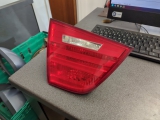 Bmw 318 3 Seriesd Exclusive Edition Touring E5 4 Dohc Estate 5 Door 2007-2012 Rear/tail Light On Tailgate (passenger Side) 7289433 2007,2008,2009,2010,2011,2012 7289433     GOOD