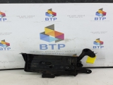 Volkswagen Golf Gti Mk7 Tsi Dsg 2013-2017 BATTERY TRAY 5Q0915321H 2013,2014,2015,2016,2017Vw Golf Gti Mk7 Tsi Dsg Hatchback 2013-2017 Battery Tray 5G0805915AA 5Q0915321H 5Q0915321H     GOOD