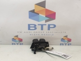 Audi A3 8v 2013-2017 Tailgate Lock Latch 2013,2014,2015,2016,2017Audi A3 8v 2013-2017 Tailgate Lock Latch 8K9827505A 8K9827505A     GOOD