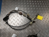 RENAULT MASTER SL28 DCI SWB L/C E3 4 DOHC 2003-2009 6 SPEED MANUAL GEAR BOX SELECTOR CABLES 2003,2004,2005,2006,2007,2008,2009RENAULT MASTER MK2 2003-2009 6 SPEED MANUAL GEAR BOX SELECTOR CABLES REF32      Used