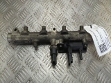 PEUGEOT EXPERT MK1 1998-2006 FUEL INJECTOR RAIL (DIESEL) 1998,1999,2000,2001,2002,2003,2004,2005,2006PEUGEOT EXPERT 1998-2006 FUEL INJECTOR RAIL 9631728280 0281002592 9637705080 9631728280, 0281002592, 9637705080     Used