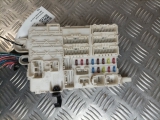 TOYOTA HILUX 2007-2012 2982 FUSE BOX (IN ENGINE BAY)  2007,2008,2009,2010,2011,2012TOYOTA HILUX 2007-2012 2982 FUSE BOX (IN ENGINE BAY)      GOOD