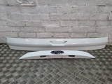 Ford Kuga Mk2 Hatchback 2014-2019 2.0 LOWER OPENING TAILGATE BAR cj54s423a40a 2014,2015,2016,2017,2018,2019Ford Kuga Mk2 Hatchback 2014-2019 2.0 Lower Opening Tailgate Bar set  cj54s423a40a     Used