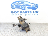 AUDI A1 HATCH 2016 GEARBOX MOUNT 6R0199555R 2014,2015,2016,2017,2018AUDI A1 HATCH 2016 GEARBOX ENGINE MOUNT REAR LEFT PASSENGER 6R0199555R 6R0199555R     Used
