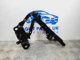 BMW M3 3 SERIES COMP F80 2017 BONNET HINGE (DRIVER SIDE) 41 61 7 286 344 2016,2017,2018BMW M3 3 SERIES COMP F80 2017 BONNET HINGE (DRIVER SIDE) 41 61 7 286 344 41 61 7 286 344     Used