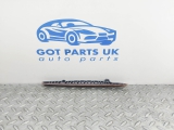 PORSCHE BOXSTER 986 2.7 PETROL M96.23 2003 TIMING CHAIN GUIDE 99610516400 2002,2003,2004PORSCHE BOXSTER 986 2.7 PETROL M96.23 2003 TIMING CHAIN GUIDE RAIL 99610516400 99610516400     Used