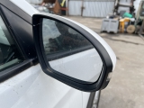 Hyundai Tucson 5 Dr 2015-2020 1.7 DOOR MIRROR ELECTRIC (DRIVER SIDE)  2015,2016,2017,2018,2019,2020Hyundai Tucson 2015-2020 1.7L DOOR MIRROR ELECTRIC DRIVER SIDE RIGHT FRONT WHITE      Used