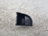 MERCEDES Vito 114 Progressive L2 E6 4 Sohc 2019-2024 STORAGE BOX 2019,2020,2021,2022,2023,2024Trim Storage Tray Dash Pocket A4476890547  A4476890547     Used