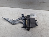 MERCEDES E CLASS W212 ESTATE 2013-2016 3.5 BONNET HINGE (DRIVER SIDE) A2129067801 2013,2014,2015,2016MERCEDES E CLASS W212 BONNET HINGE RIGHTSIDE A2129067801 2013-2016 A2129067801     Used