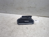 VOLKSWAGEN GOLF SE TDI E5 4 DOHC 2009-2012 DASHBOARD AIR VENT  2009,2010,2011,2012VOLKSWAGEN GOLF MK6 DASHBOARD AIR VENT RIGHT SIDE 5K0819710D 2009-2012 5K0819710D     Used