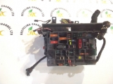 BMW 318 i 2007-2011 2.0 FUSE BOX (IN ENGINE BAY)  2007,2008,2009,2010,2011DIESEL [??] [??] Fuse Box (in Engine Bay) [??]      Used