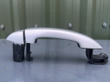 * Renault Clio Evolution E-tech Mk5 5 Dr 2019-2025 DOOR HANDLE EXTERIOR (FRONT DRIVER SIDE) Silver  2019,2020,2021,2022,2023,2024,2025* RENAULT CLIO MK5 5 DR 2022 DOOR HANDLE EXTERIOR FRONT DRIVER RIGHT SIDE SILVER      USED - PART GRADING A