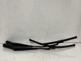 VOLKSWAGEN POLO 6R 2009-2016 1.4 FRONT WIPER ARM (DRIVER SIDE)  2009,2010,2011,2012,2013,2014,2015,2016VOLKSWAGEN POLO 6R 2009-2016 FRONT WIPER ARM PAIR LEFT/RIGHT      USED - PART GRADING A