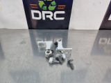 SEAT LEON 5F 2012-2020 DOOR HINGES REAR DRIVER 2012,2013,2014,2015,2016,2017,2018,2019,2020SEAT LEON 5F 2012-2020 DOOR HINGES REAR DRIVER 8X0831404A 8X0831404A     GOOD