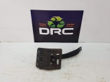 RENAULT MEGANE VVT 111 AUTO DYNAMIQUE A 2008 RENAULT MEGANE MK2 06-08 BONNET LATCH CATCH RELEASE MECHANISM 2008RENAULT MEGANE MK2 06-08 BONNET LATCH CATCH RELEASE MECHANISM 1K2937503A     Used