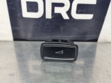 PORSCHE CA0YENNE V6 D 92A 2010-2018 BOOT LID TAILGATE SWITCH 2010,2011,2012,2013,2014,2015,2016,2017,2018PORSCHE CAYENNE V6 D 92A 2010-2018 BOOT LID TAILGATE CLOSE SWITCH 7PP959832H 7PP959832H     USED